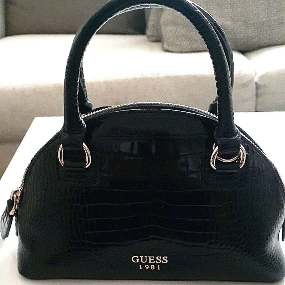 GUESS Small Dome Bag